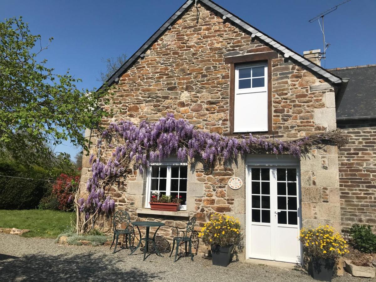 Charming Gite In Brittany Plenee-Jugon ภายนอก รูปภาพ